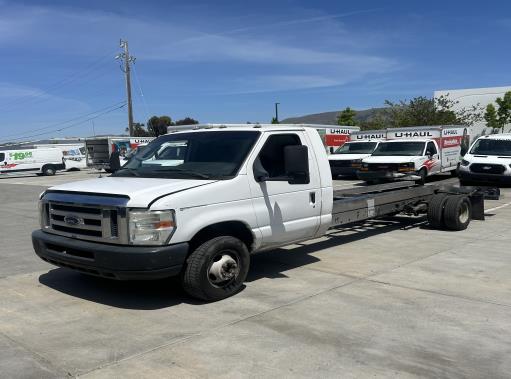 Used 2012 20 ' Cab and Chassis for sale