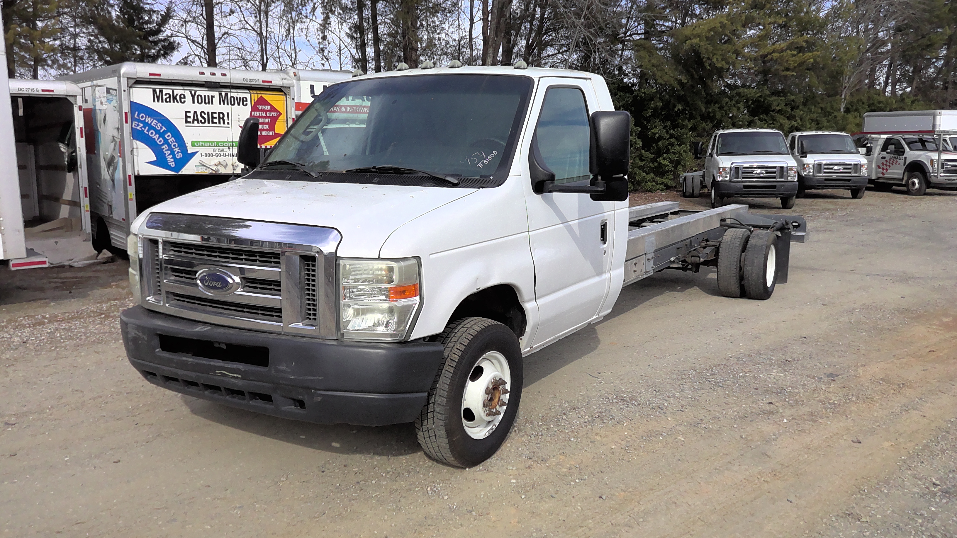 Used 2011 20 ' Cab and Chassis for sale