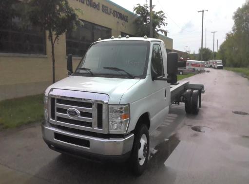 Used 2011 20 ' Cab and Chassis for sale