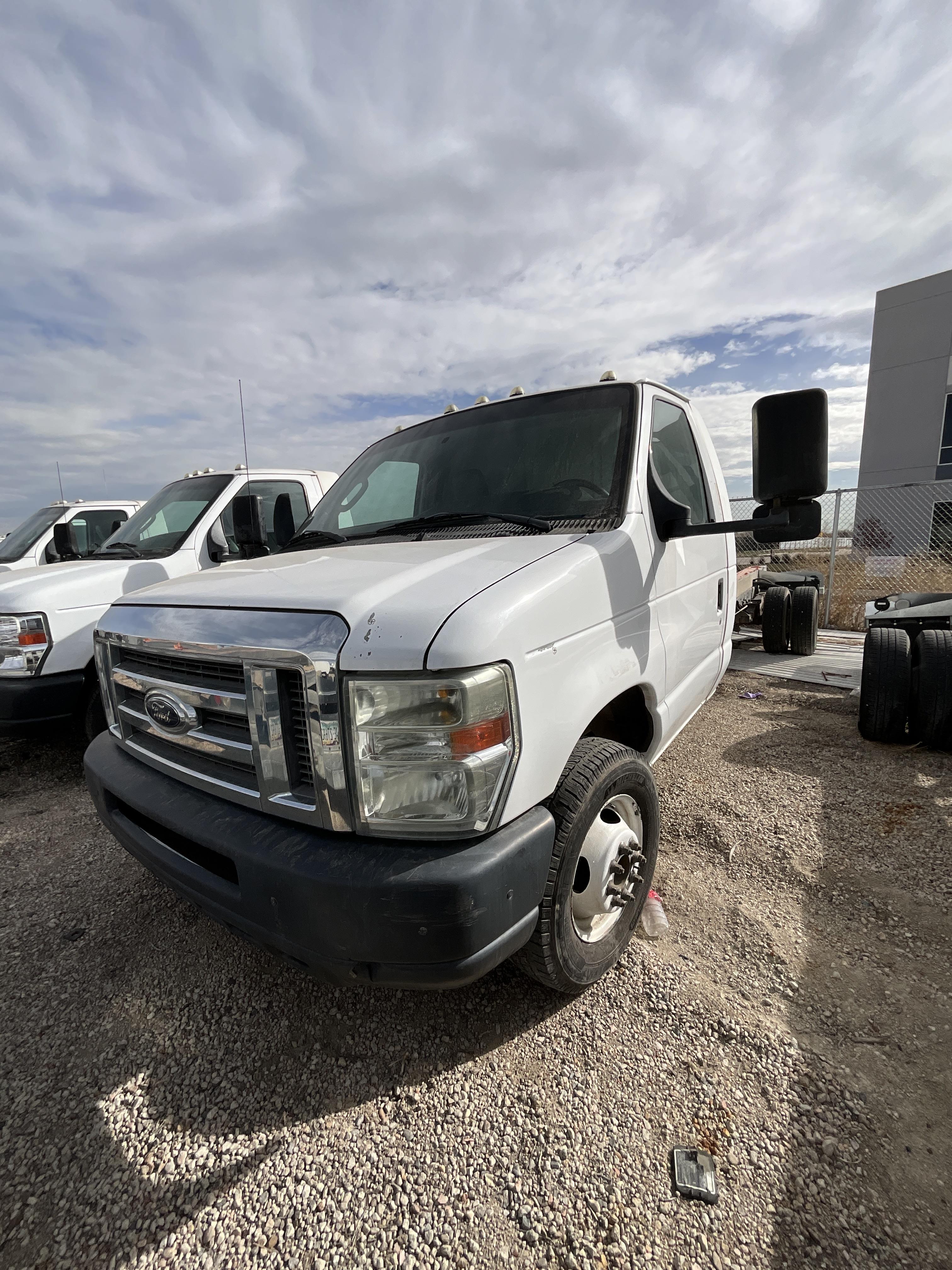 Used 2011 20 ' Cab and Chassis for sale