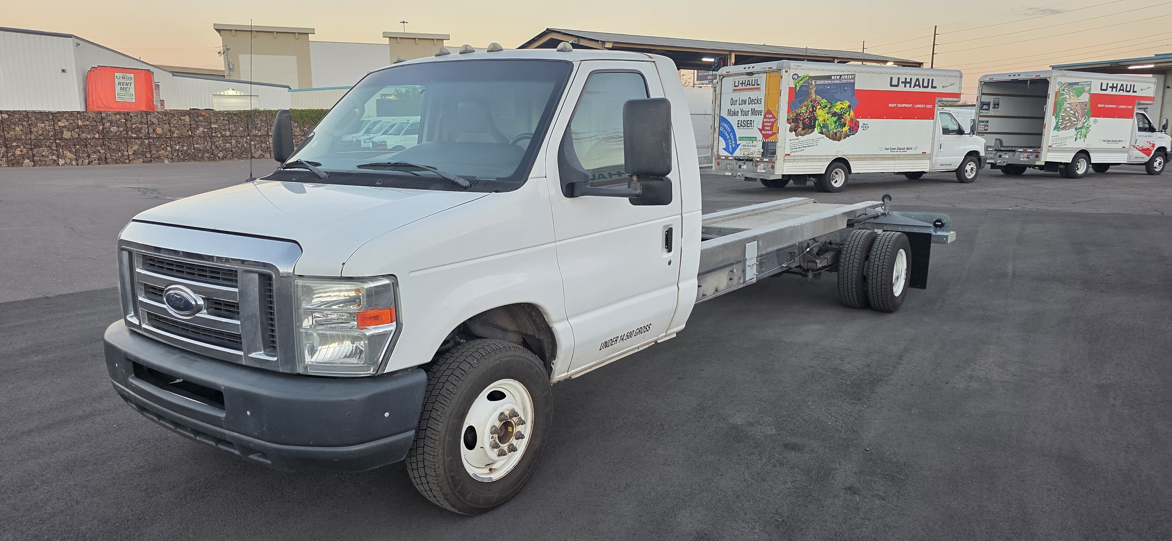 Used 2012 20 ' Cab and Chassis for sale