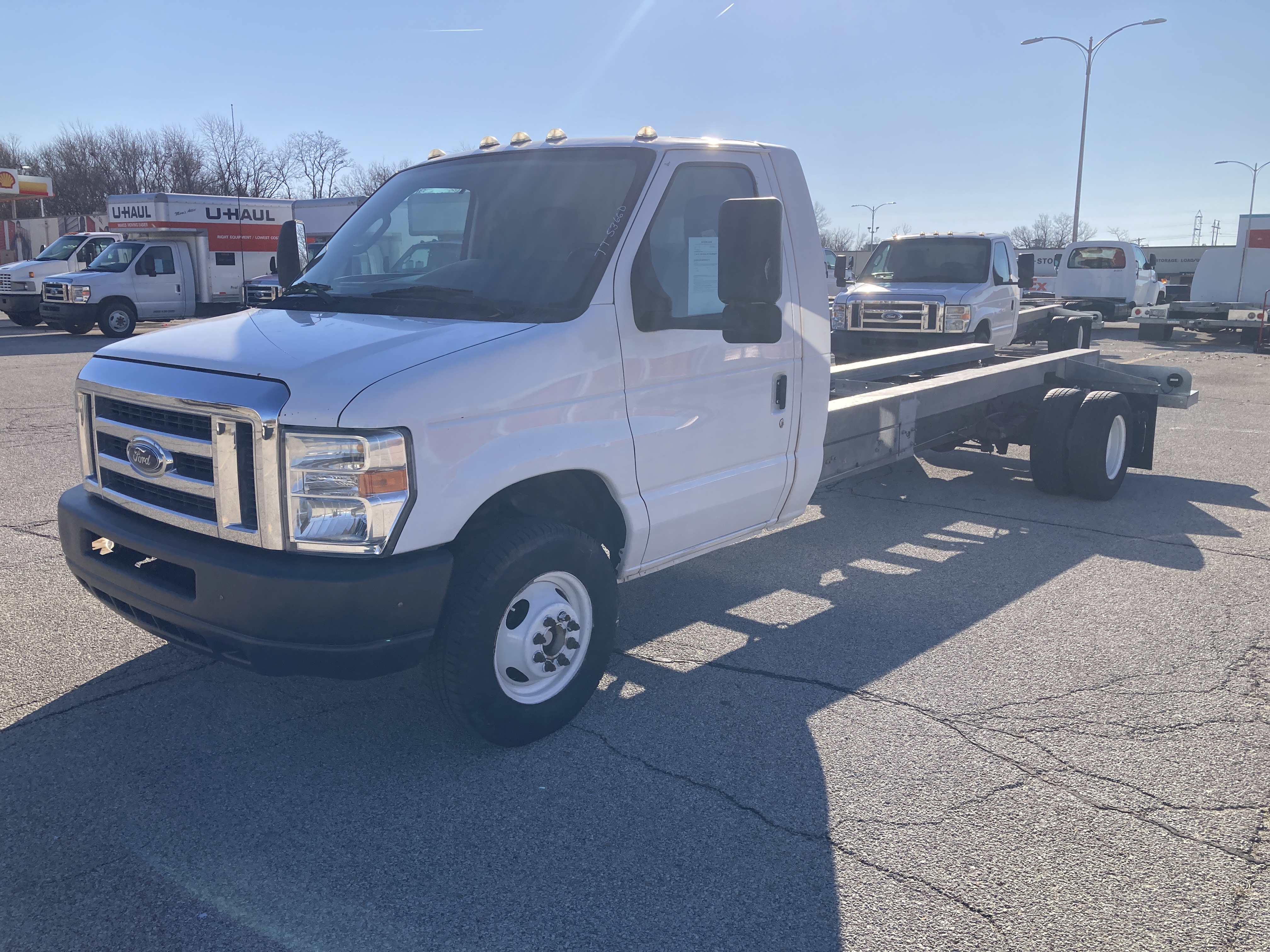 Used 2011 20 ' Cab and Chassis for sale