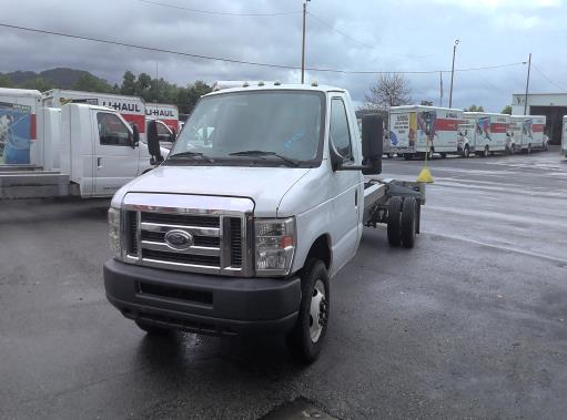 Used 2011 20 ' Cab and Chassis for sale