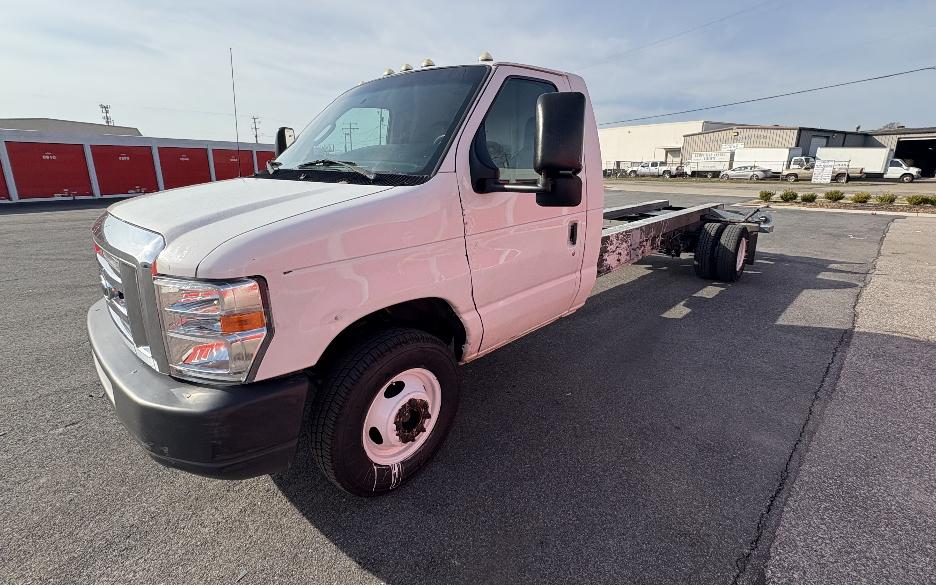 Used 2011 20 ' Cab and Chassis for sale