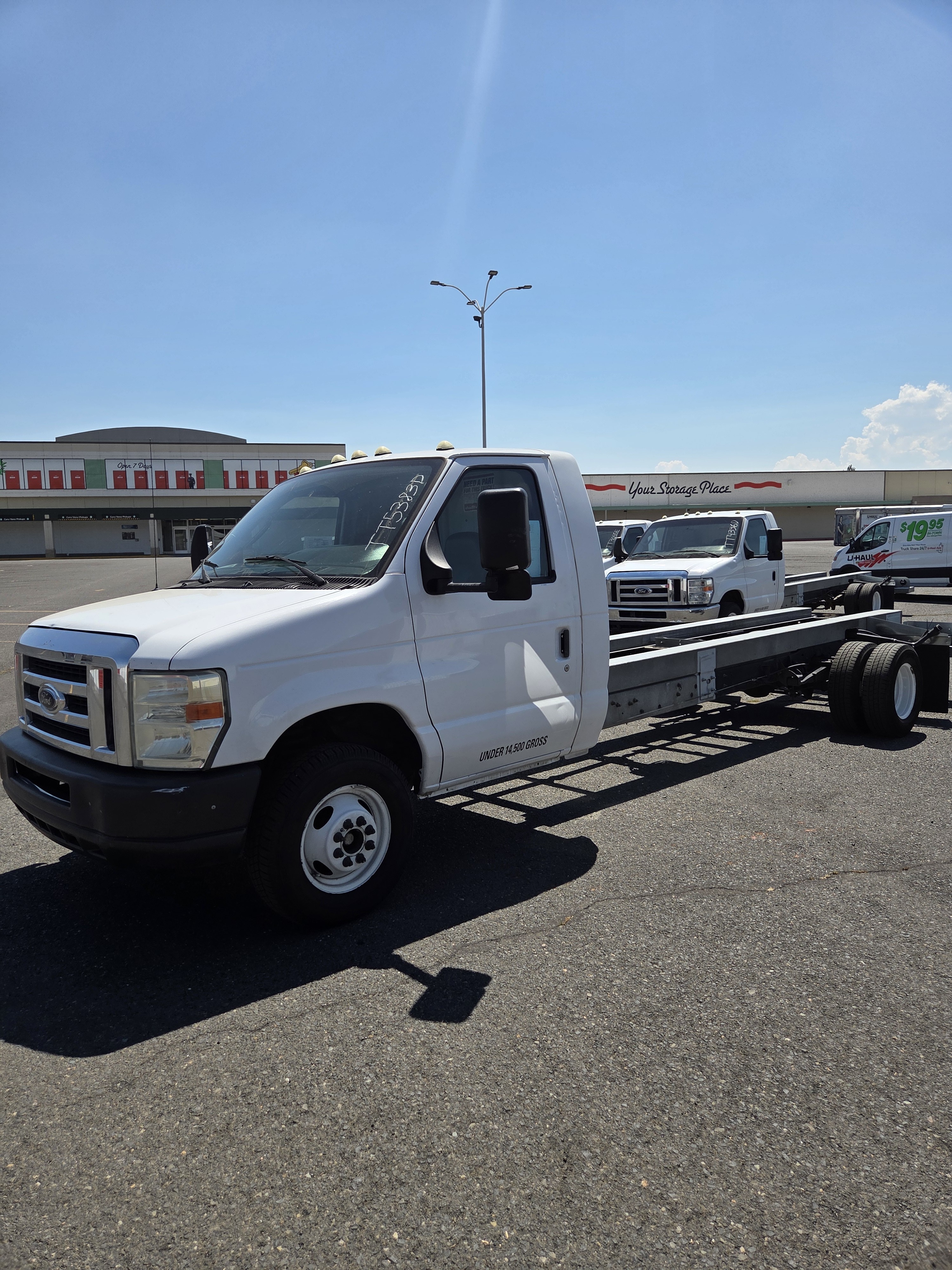 Used 2011 20 ' Cab and Chassis for sale