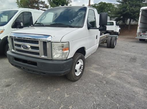 Used 2011 20 ' Cab and Chassis for sale