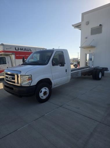 Used 2011 20 ' Cab and Chassis for sale