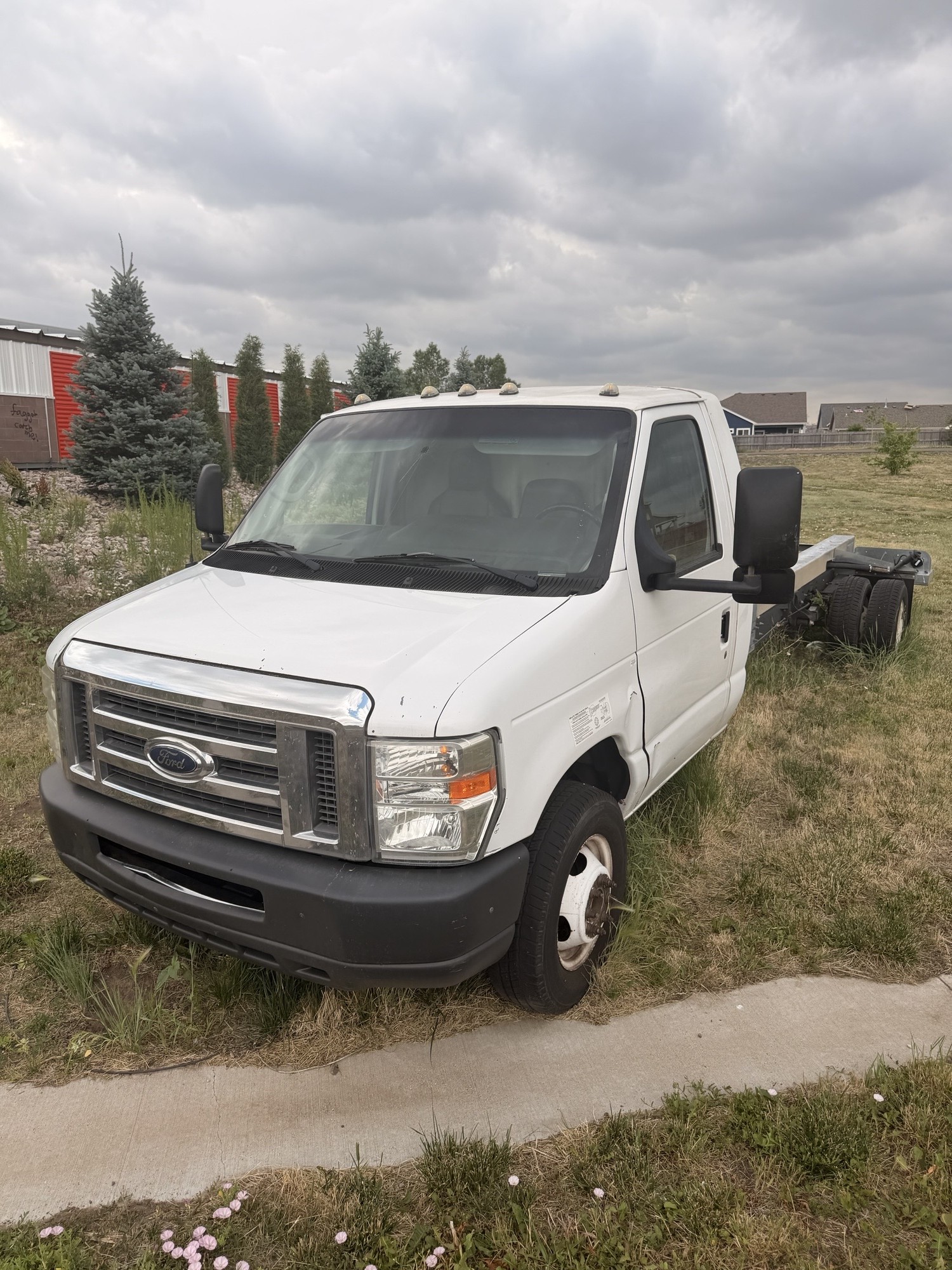 Used 2011 20 ' Cab and Chassis for sale