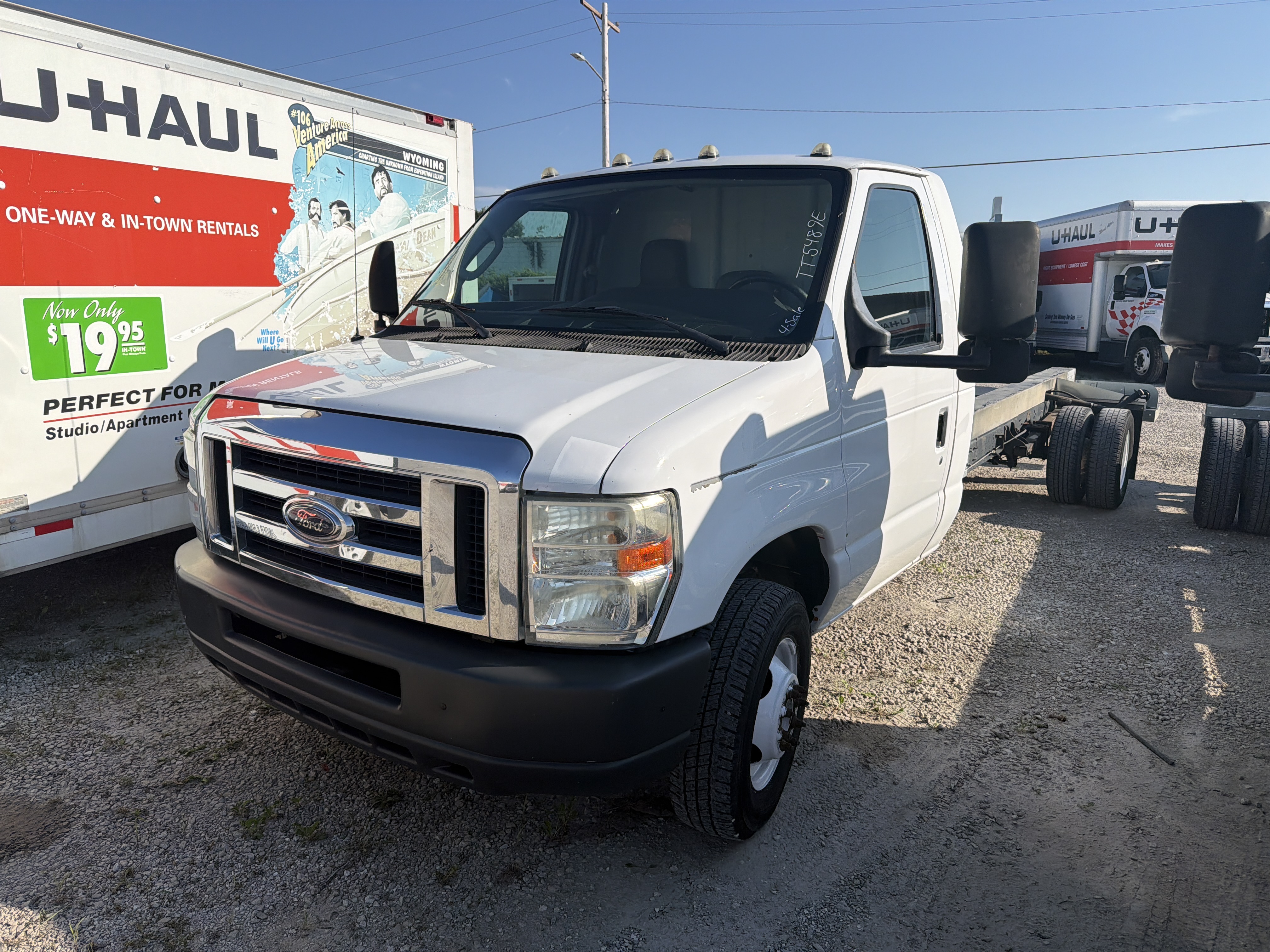 Used 2012 20 ' Cab and Chassis for sale