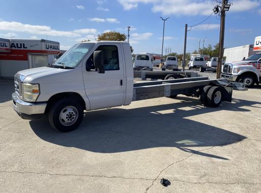 Used 2011 20 ' Cab and Chassis for sale