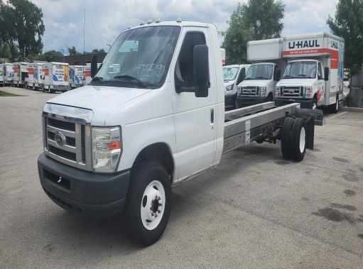 Used 2011 20 ' Cab and Chassis for sale