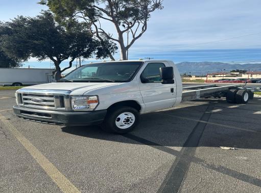 Used 2011 20 ' Cab and Chassis for sale