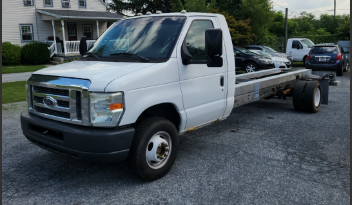 Used 2011 20 ' Cab and Chassis for sale