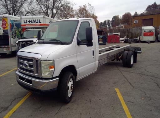 Used 2011 20 ' Cab and Chassis for sale