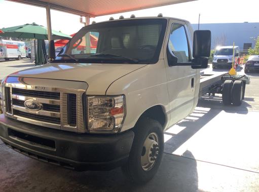 Used 2011 20 ' Cab and Chassis for sale
