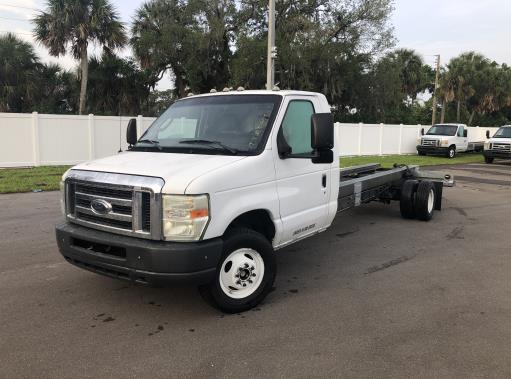 Used 2011 20 ' Cab and Chassis for sale