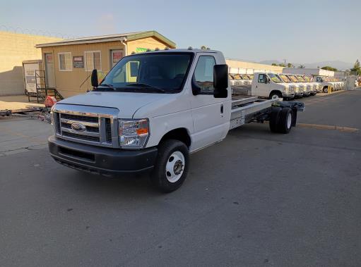 Used 2011 20 ' Cab and Chassis for sale