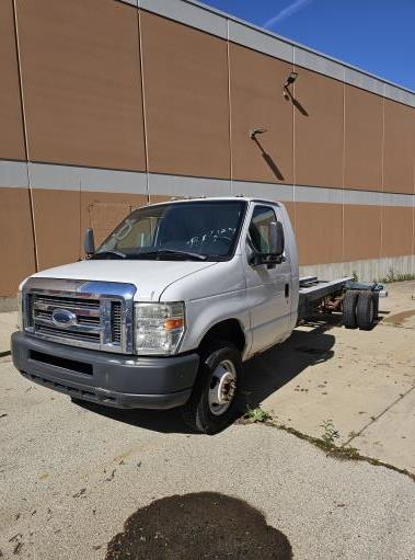 Used 2011 20 ' Cab and Chassis for sale