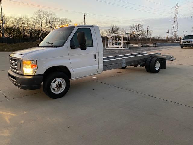 U Haul Box Trucks For Sale In Mc Henry Il At U Haul Moving Storage At Mccullom Lake