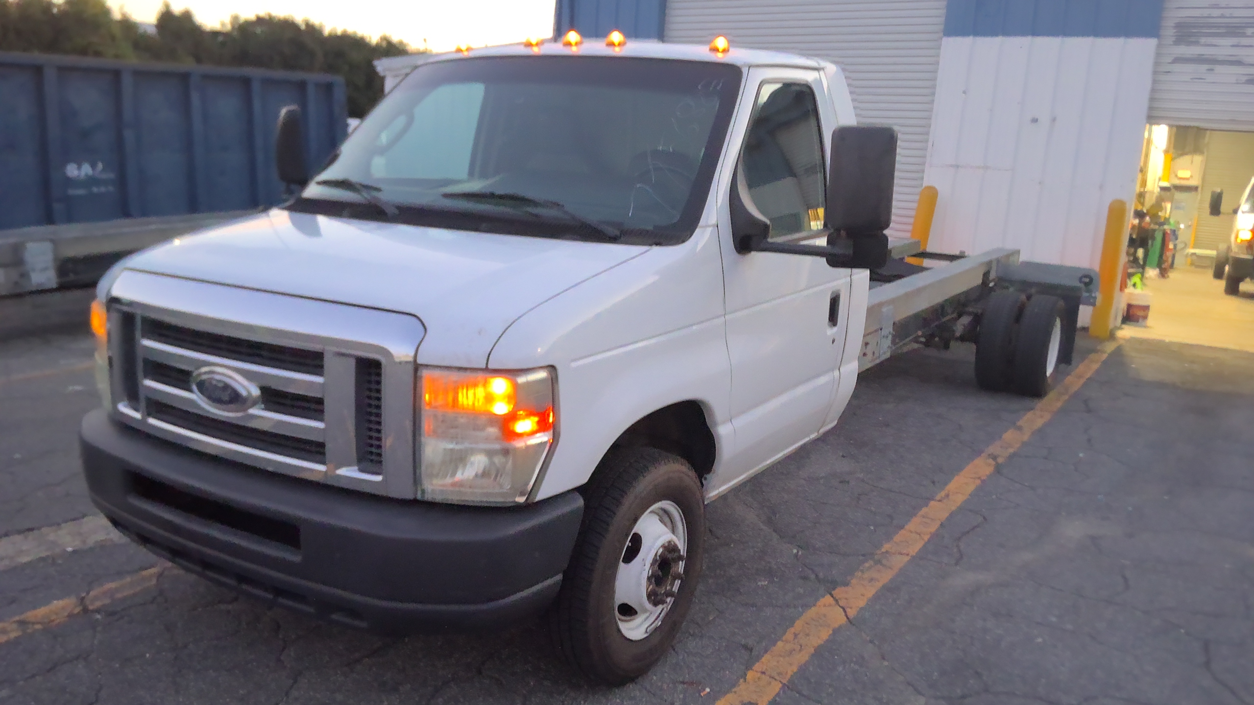 Used 2013 20 ' Cab and Chassis for sale