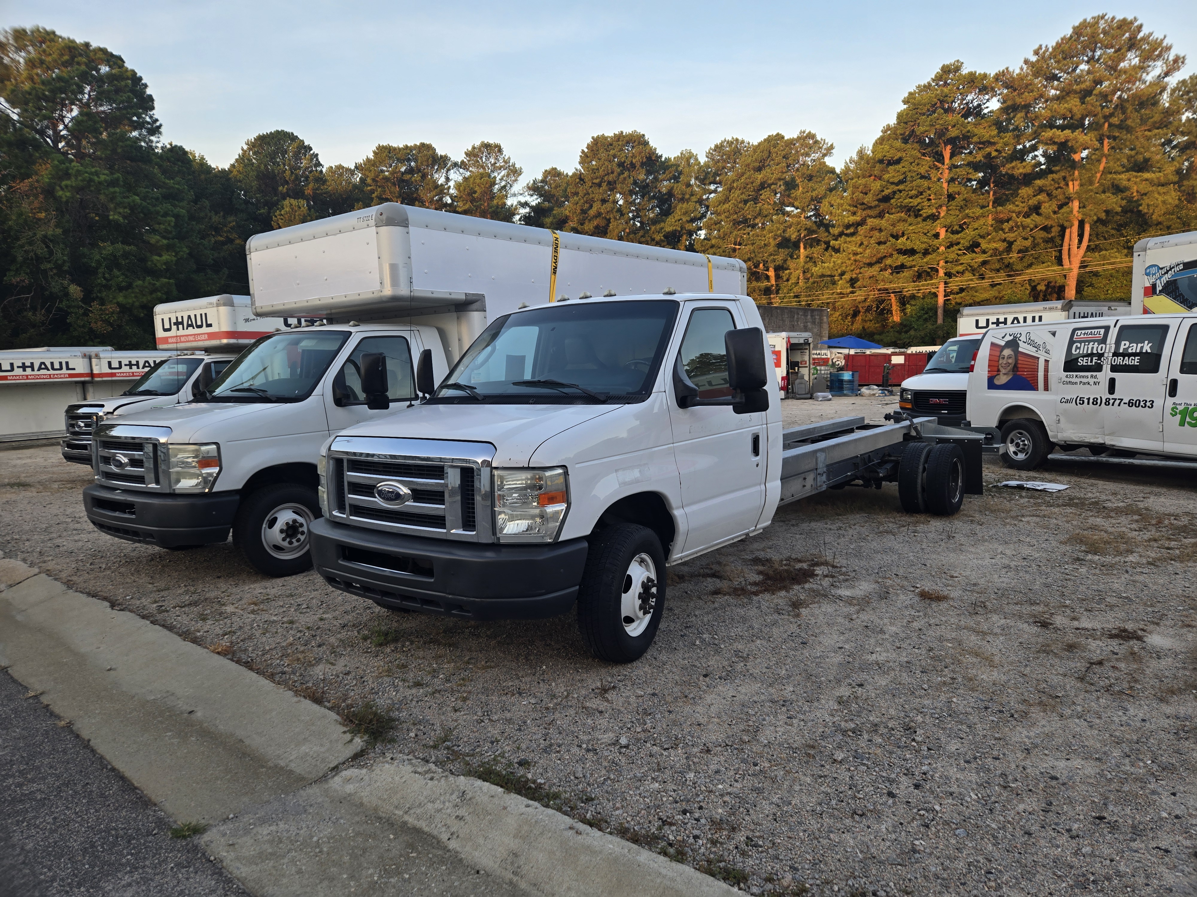 Used 2013 20 ' Cab and Chassis for sale