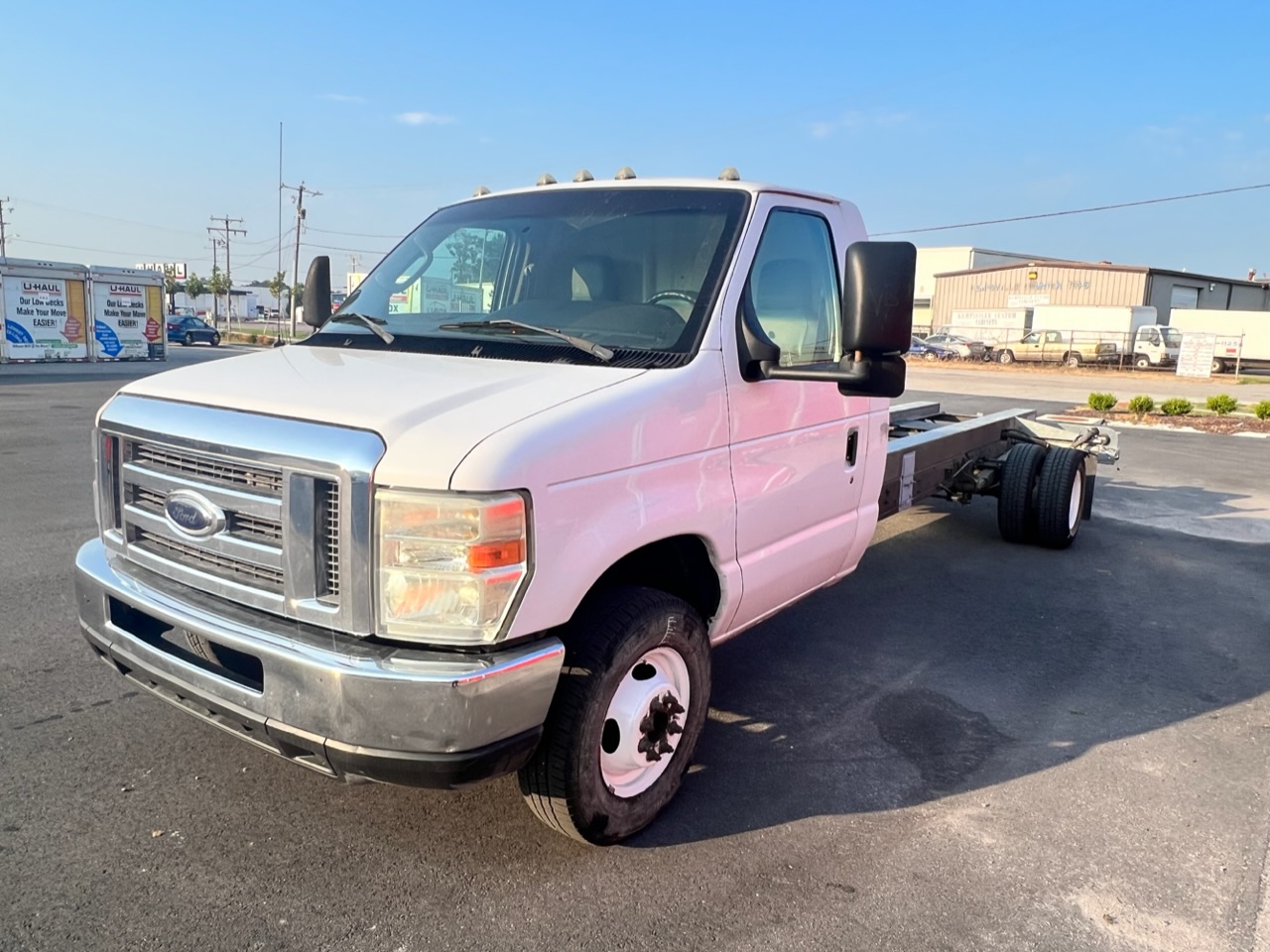 Used 2011 20 ' Cab and Chassis for sale