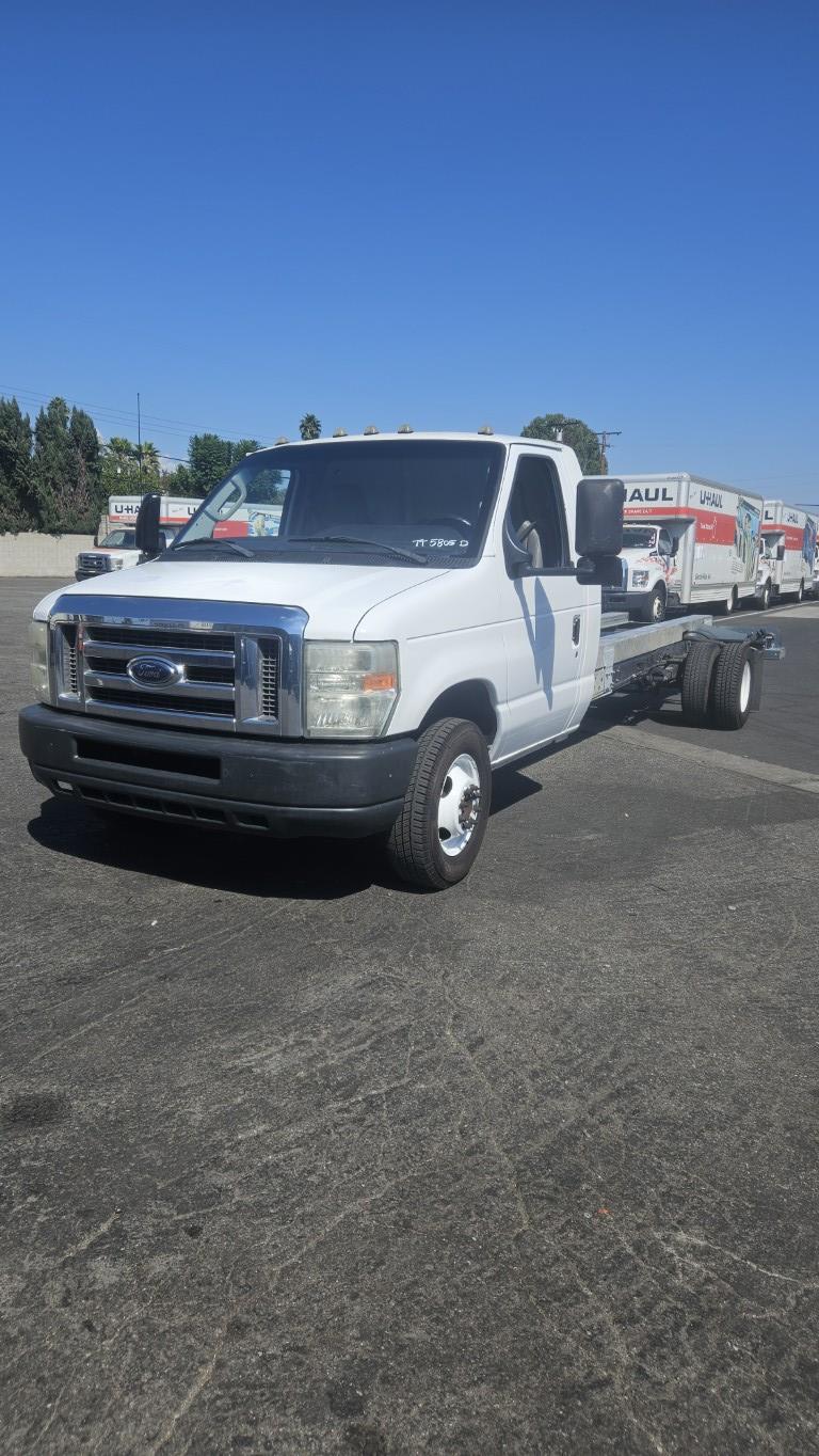 Used 2011 20 ' Cab and Chassis for sale