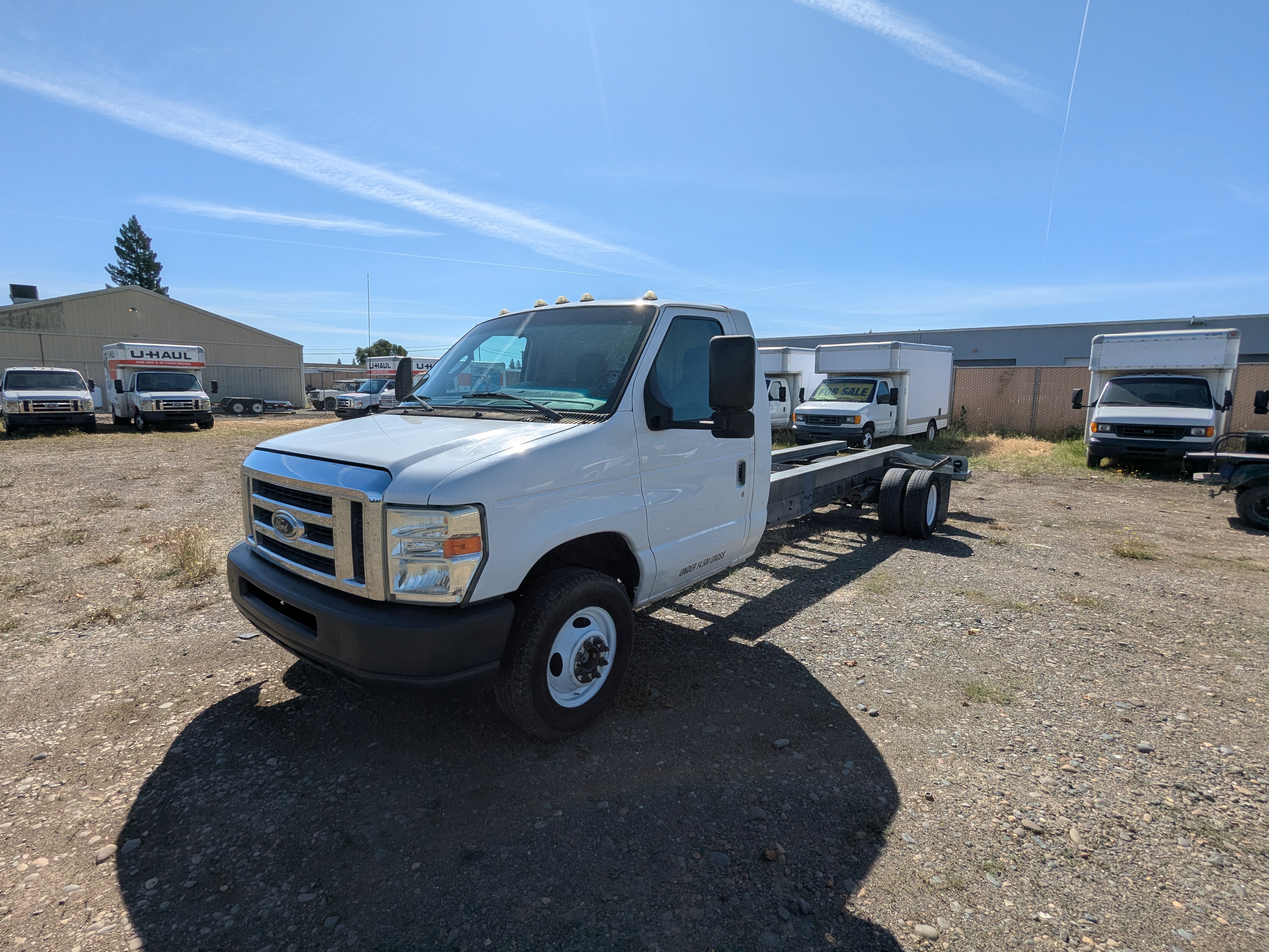 Used 2011 20 ' Cab and Chassis for sale