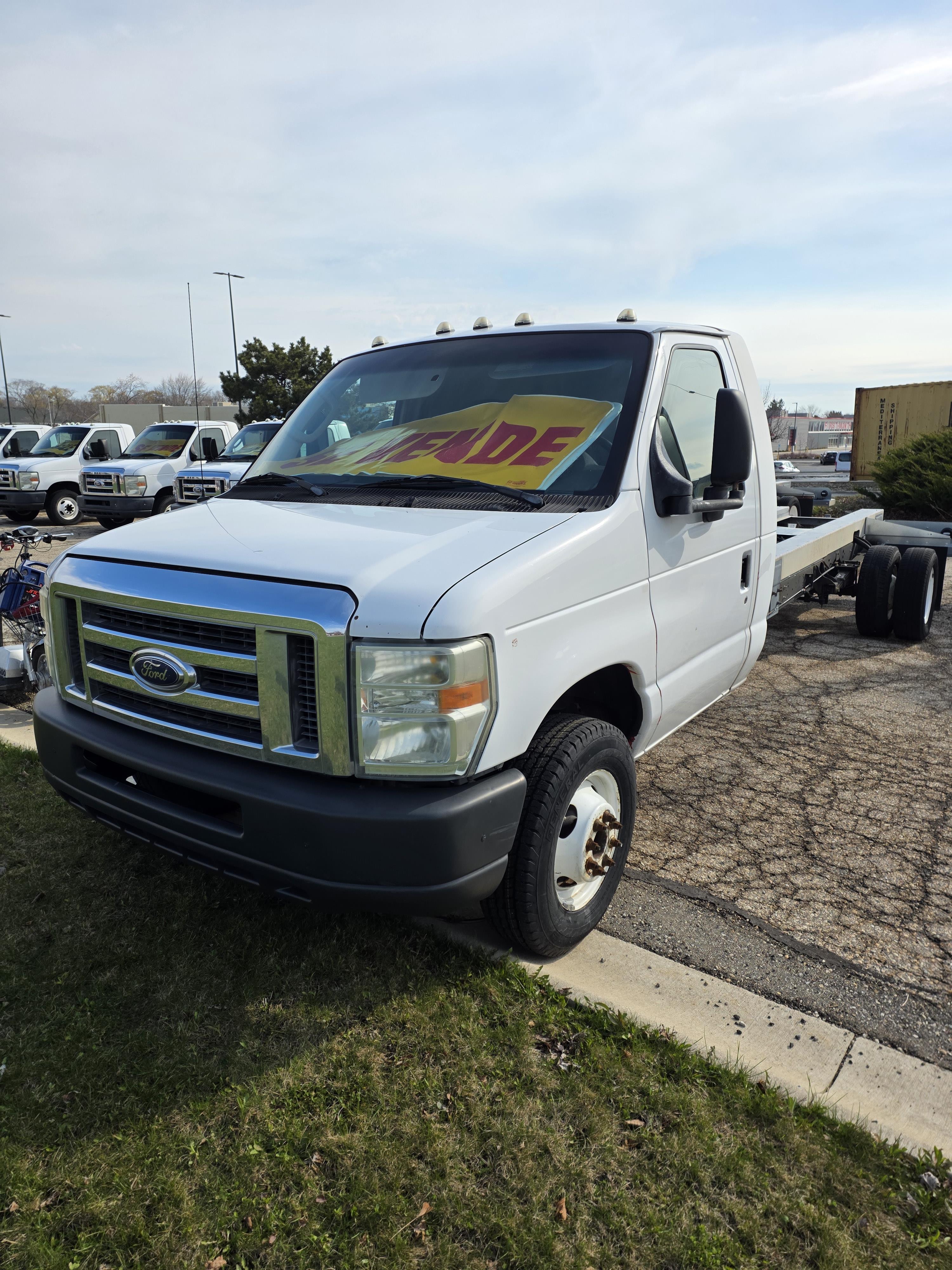 Used 2011 20 ' Cab and Chassis for sale