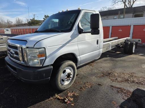 Used 2011 20 ' Cab and Chassis for sale