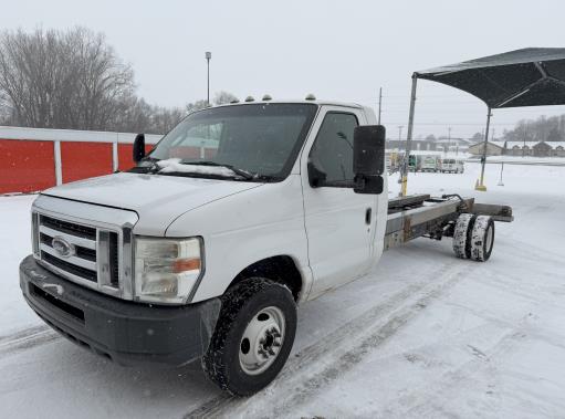 Used 2011 20 ' Cab and Chassis for sale