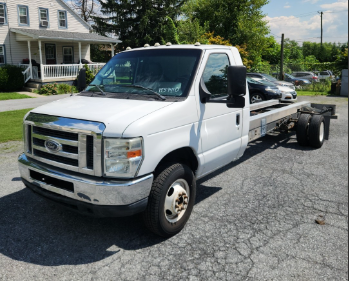 Used 2011 20 ' Cab and Chassis for sale
