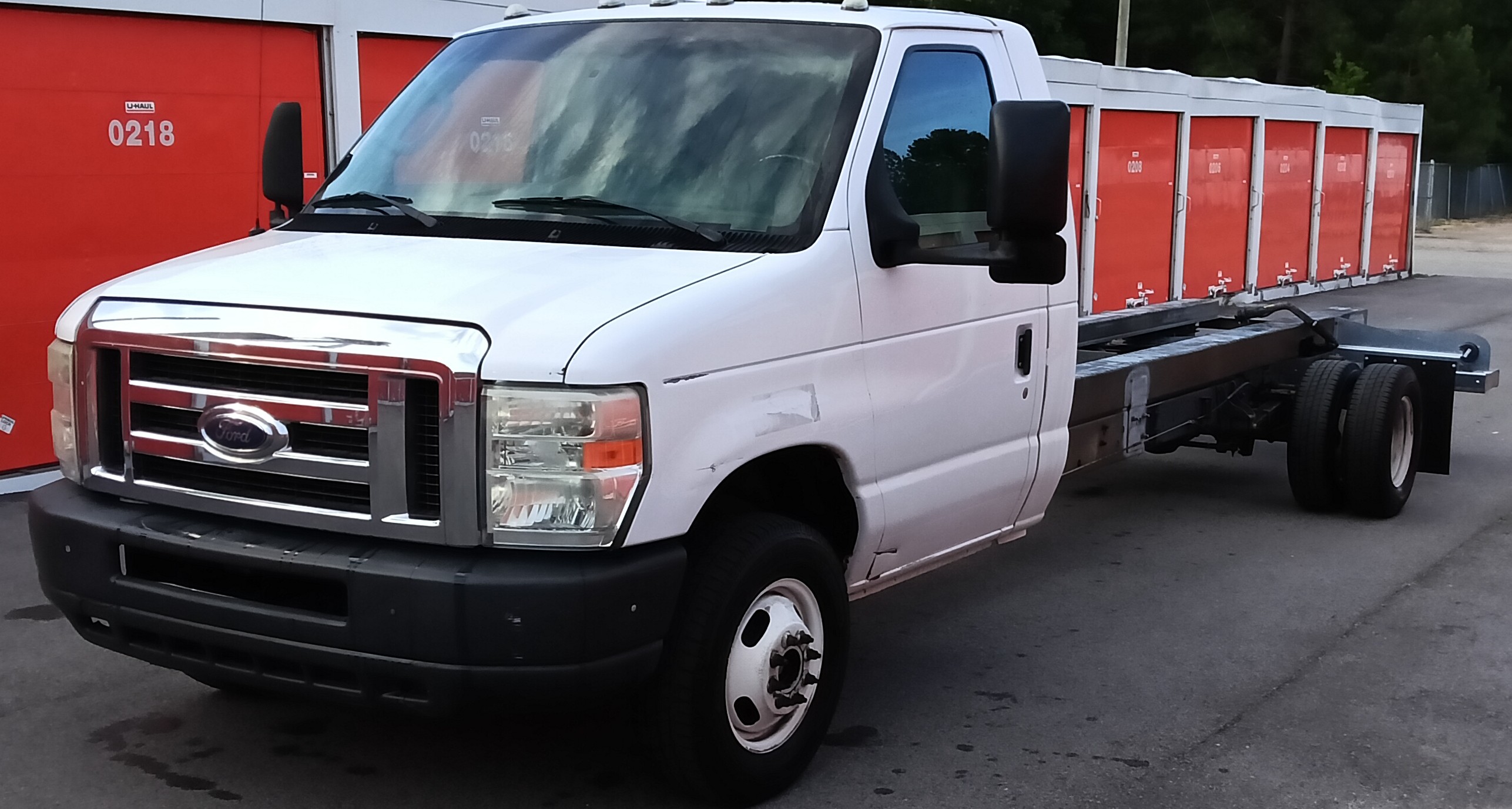 Used 2013 20 ' Cab and Chassis for sale