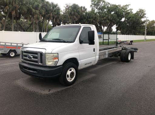 Used 2011 20 ' Cab and Chassis for sale