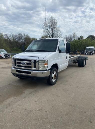 Used 2011 20 ' Cab and Chassis for sale