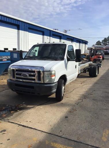 Used 2011 20 ' Cab and Chassis for sale