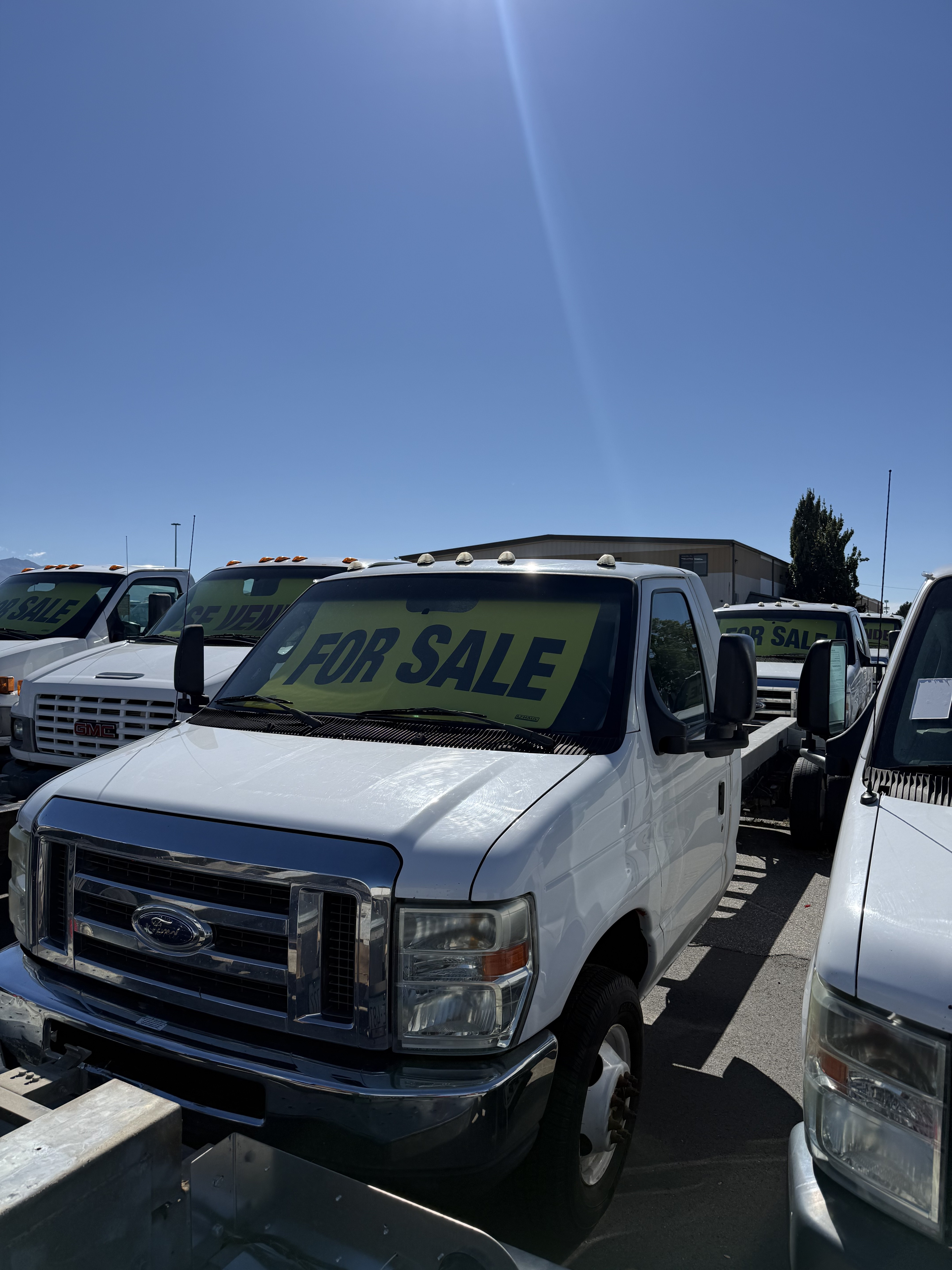 Used 2011 20 ' Cab and Chassis for sale