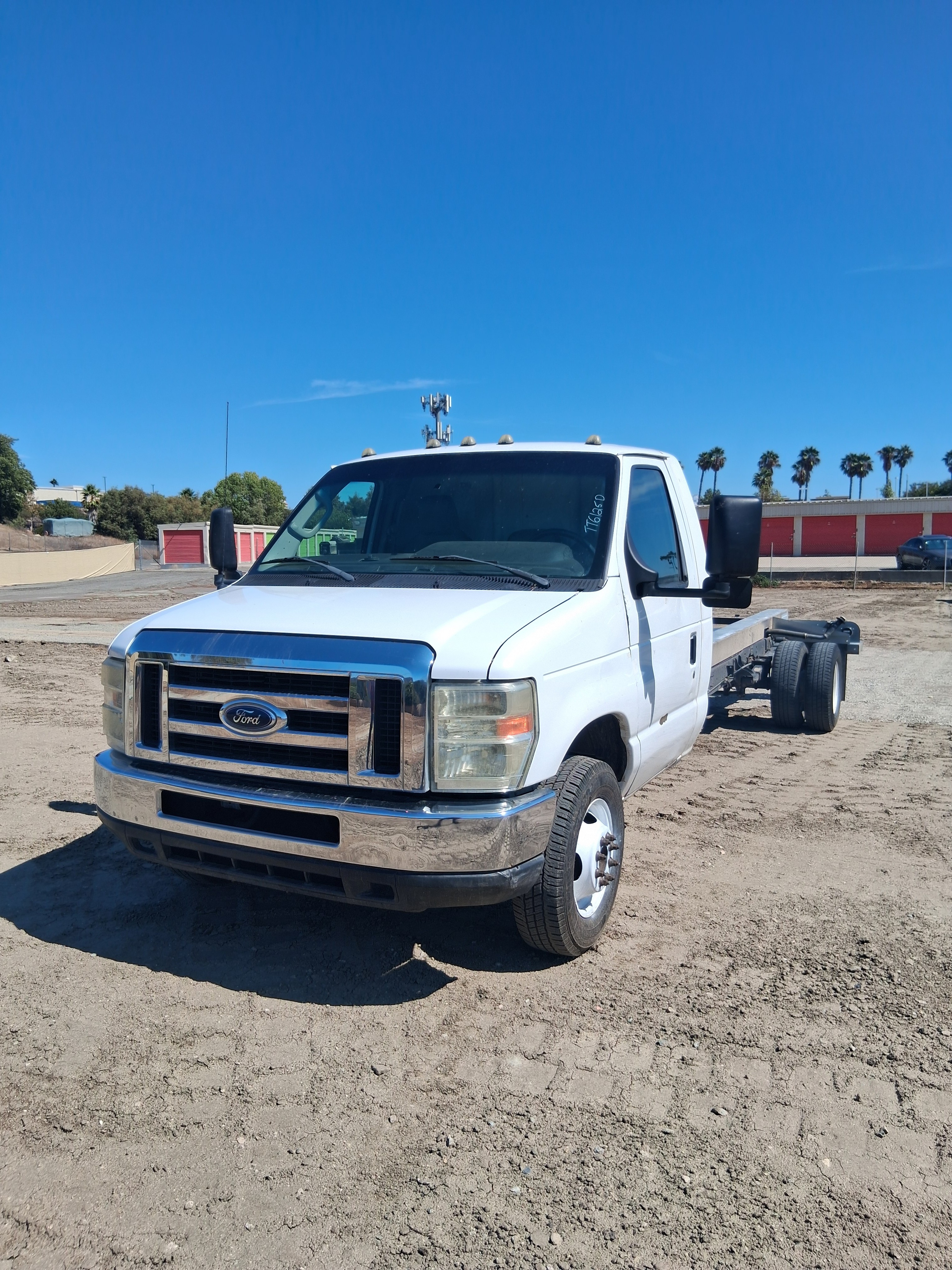 Used 2011 20 ' Cab and Chassis for sale