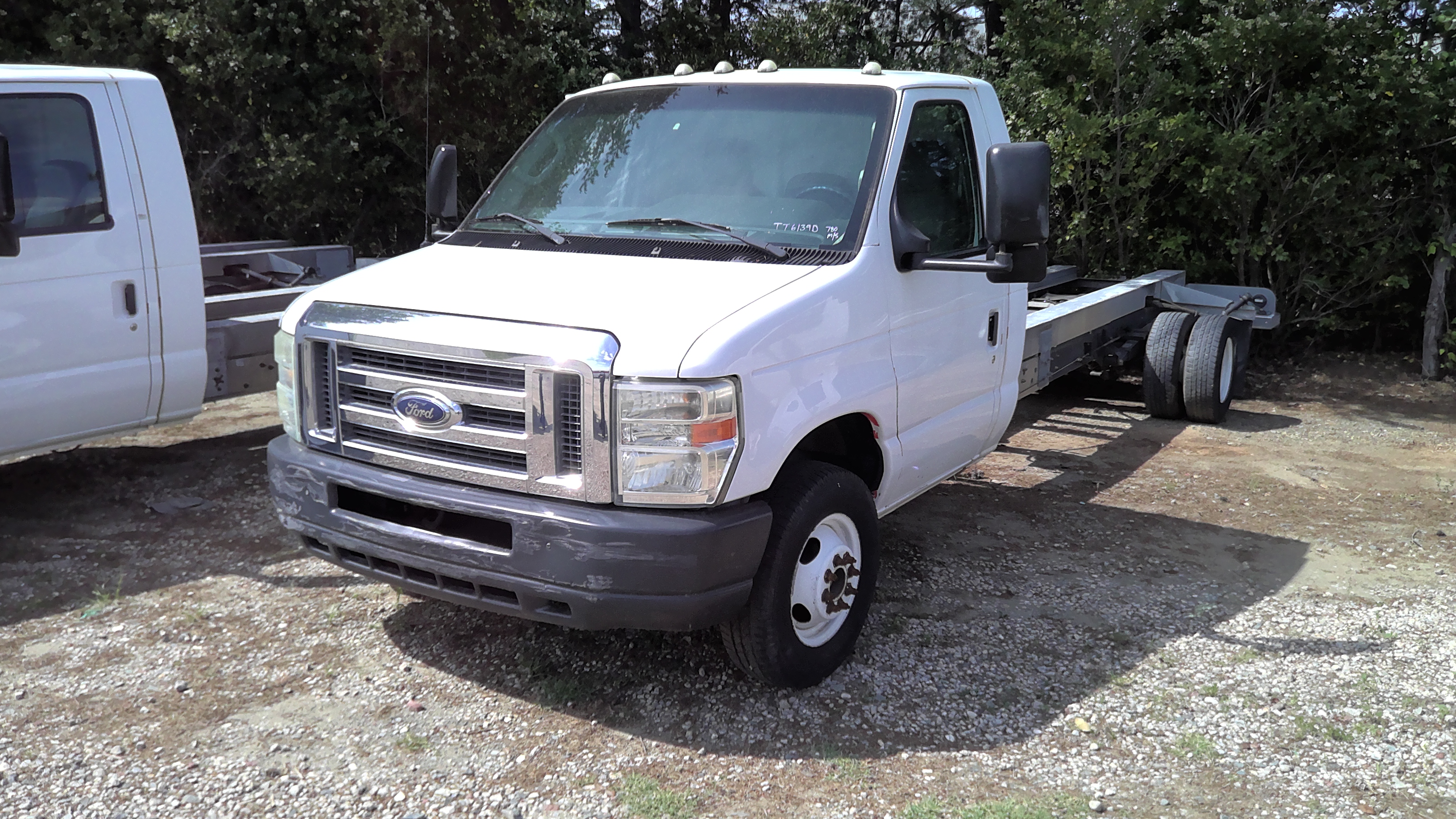 Used 2011 20 ' Cab and Chassis for sale