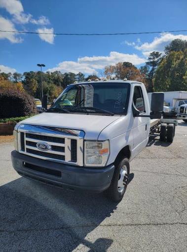 Used 2011 20 ' Cab and Chassis for sale