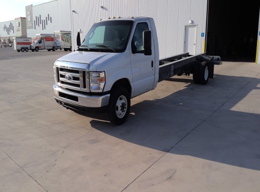 Used 2013 20 ' Cab and Chassis for sale
