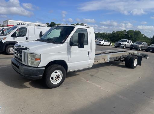 Used 2011 20 ' Cab and Chassis for sale