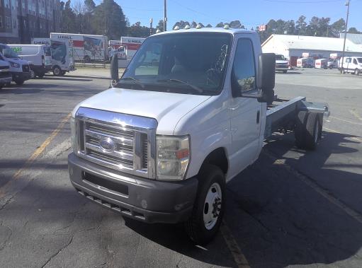 Used 2011 20 ' Cab and Chassis for sale