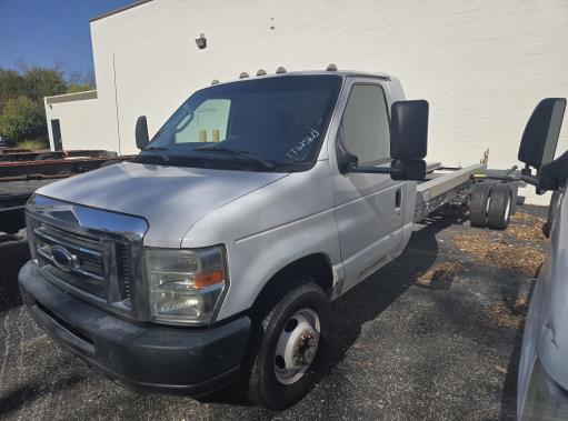 Used 2011 20 ' Cab and Chassis for sale