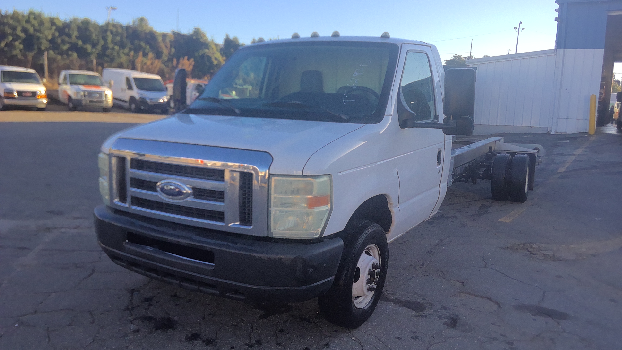 Used 2011 20 ' Cab and Chassis for sale