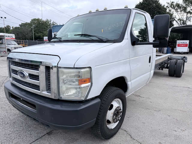 Used 2011 20 ' Cab and Chassis for sale