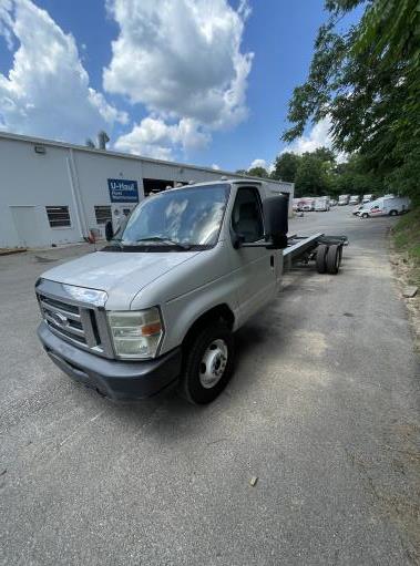 Used 2011 20 ' Cab and Chassis for sale