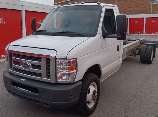 Used 2013 20 ' Cab and Chassis for sale
