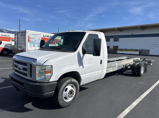 Used 2011 20 ' Cab and Chassis for sale