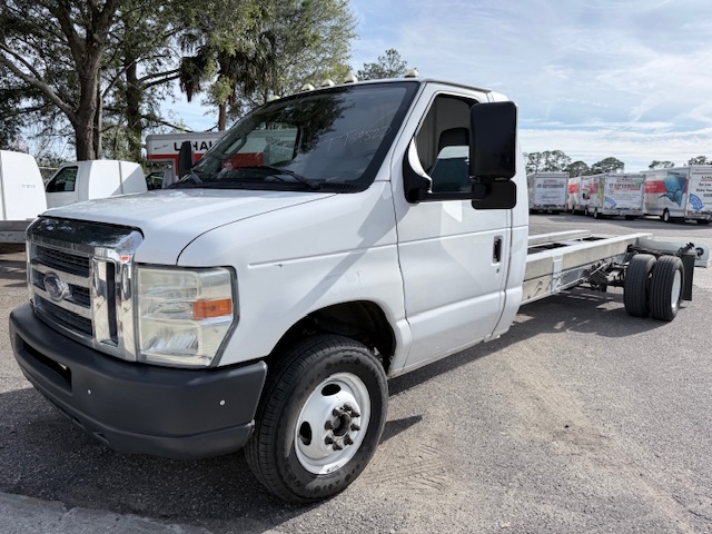 Used 2011 20 ' Cab and Chassis for sale